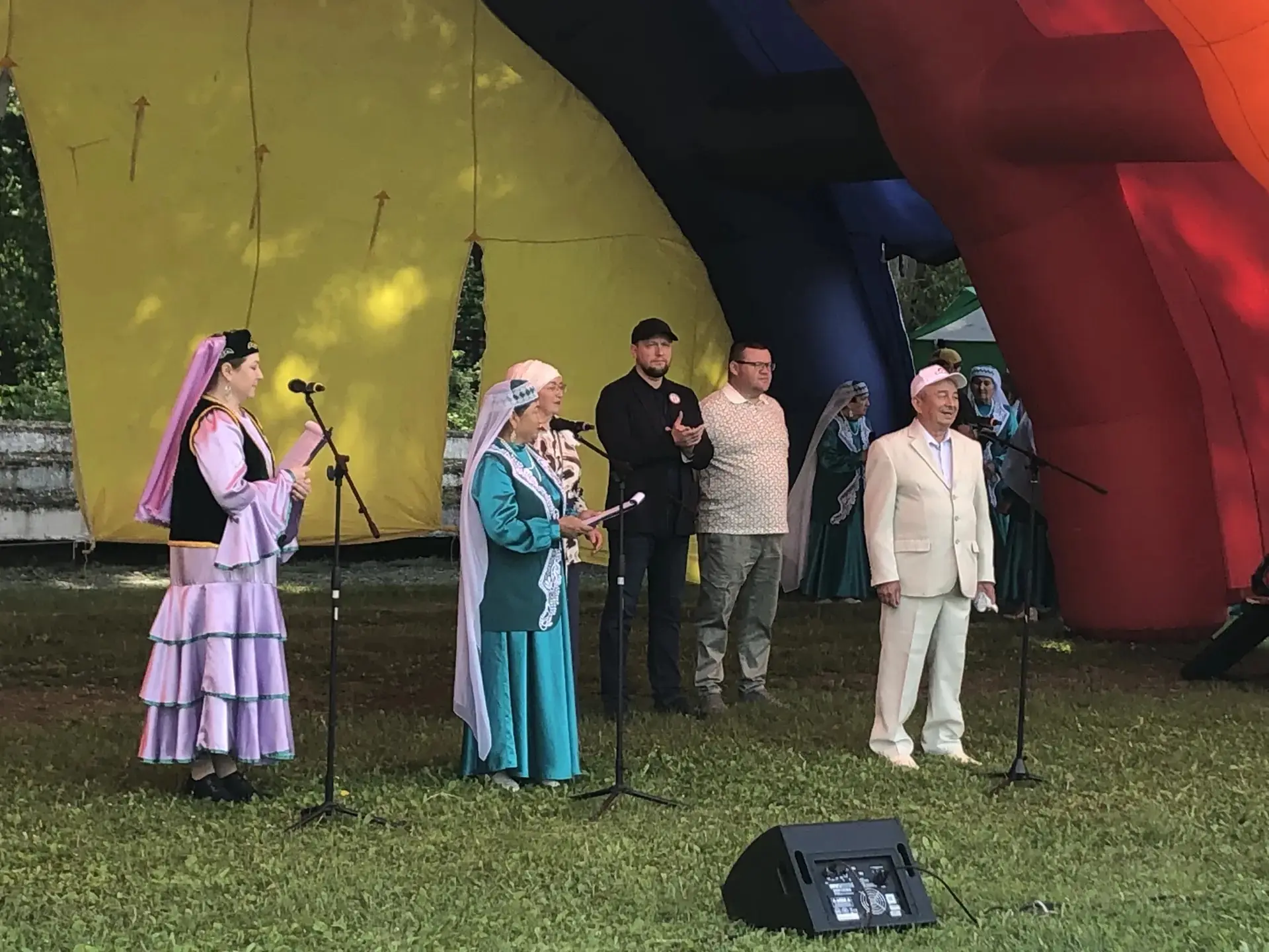 Сегодня в поселке Буланаш состоялся ежегодный национальный татаро-башкирский праздник Сабантуй, симв