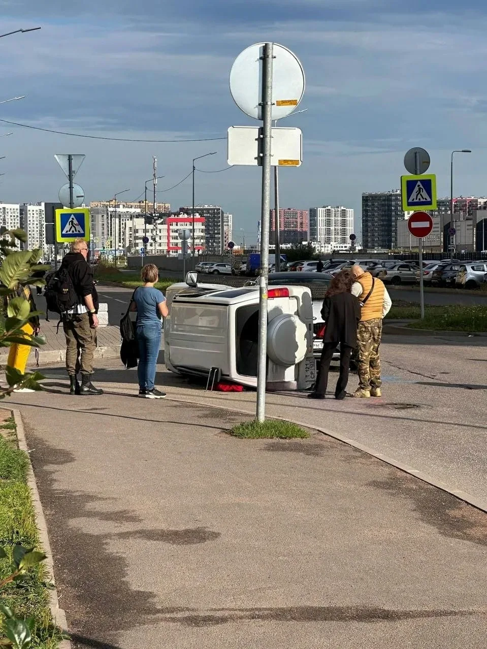 Около 8 утра случилось ДТП с перевертышем на Екатерининской улице. Будьте осторожны на дорогах!

Нов