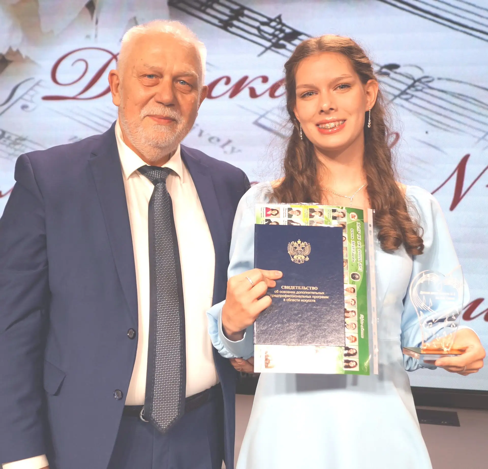 2-я часть фотоотчёта с выпускного вечера!