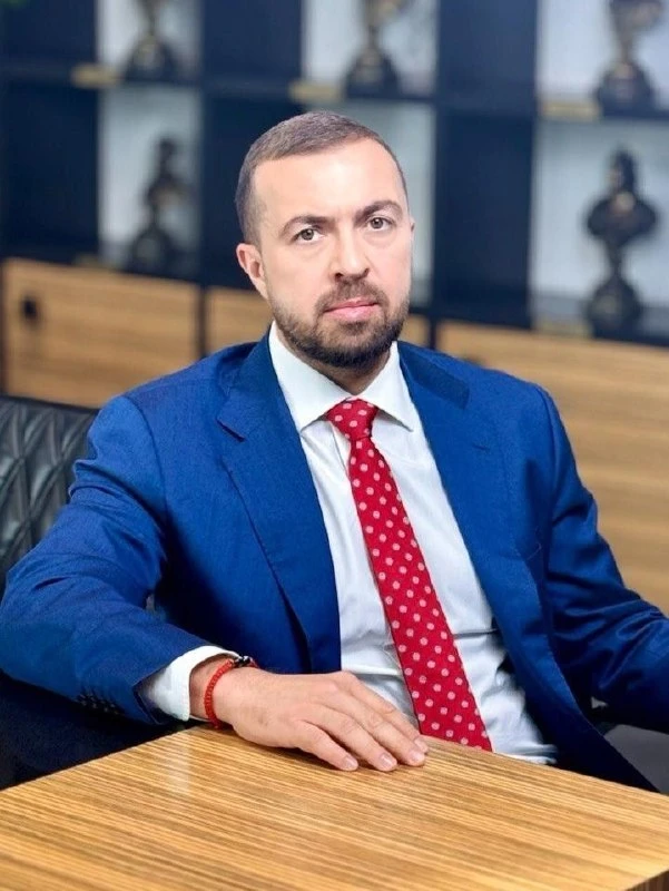 Владелец строительной компании «Точно» Николай Амосов выступил с предложением ввести административну