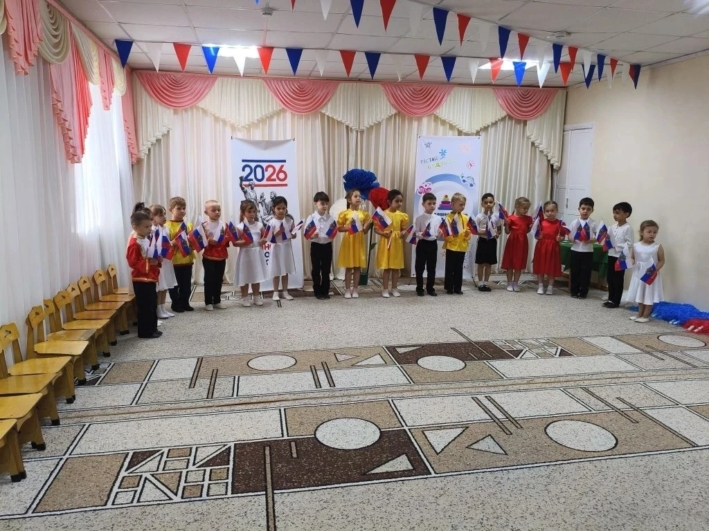 🇷🇺🇷🇺🇷🇺   В преддверии Дня России  в средней группе «Сказка»  под руководством музыкального рук