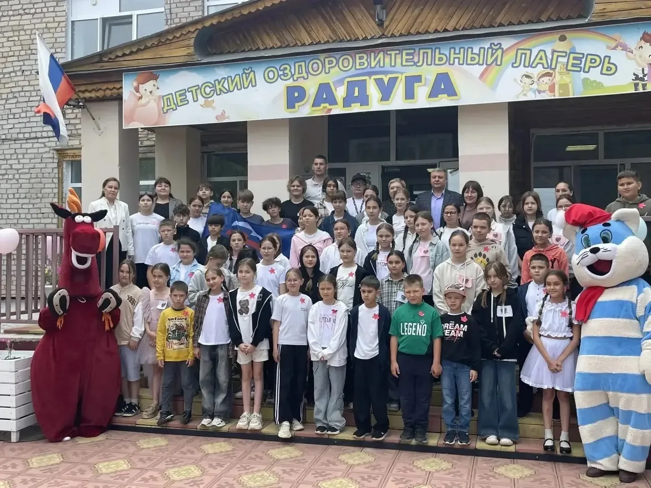 Внимание, родители! Вакантные места в ДОЛ «Радуга»!

     Открыт дополнительный набор в Детский оздо