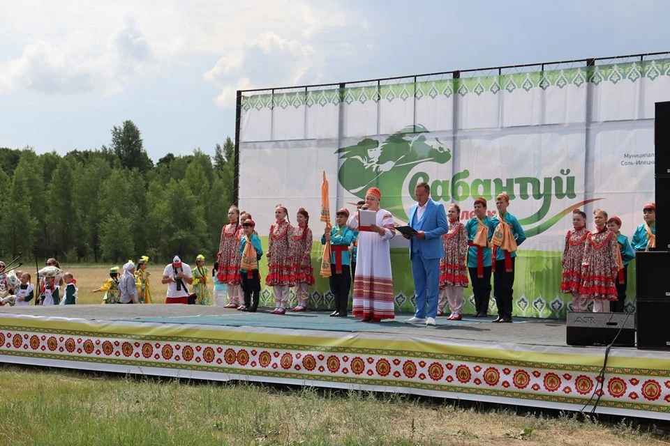 Сабантуй в Соль-Илецке: праздник дружбы, силы и талантов!
Сегодня, на живописной поляне "Южная", гор