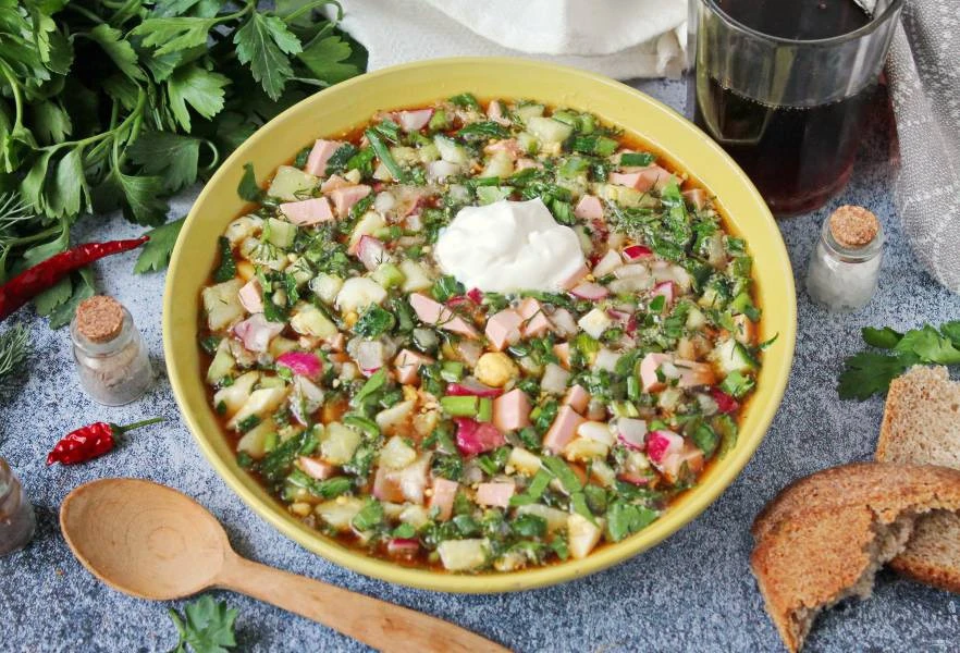 🥣 Сколько стоит приготовить окрошку в этом году? 
 
Лето — время окрошки! Посчитали, во сколько обо