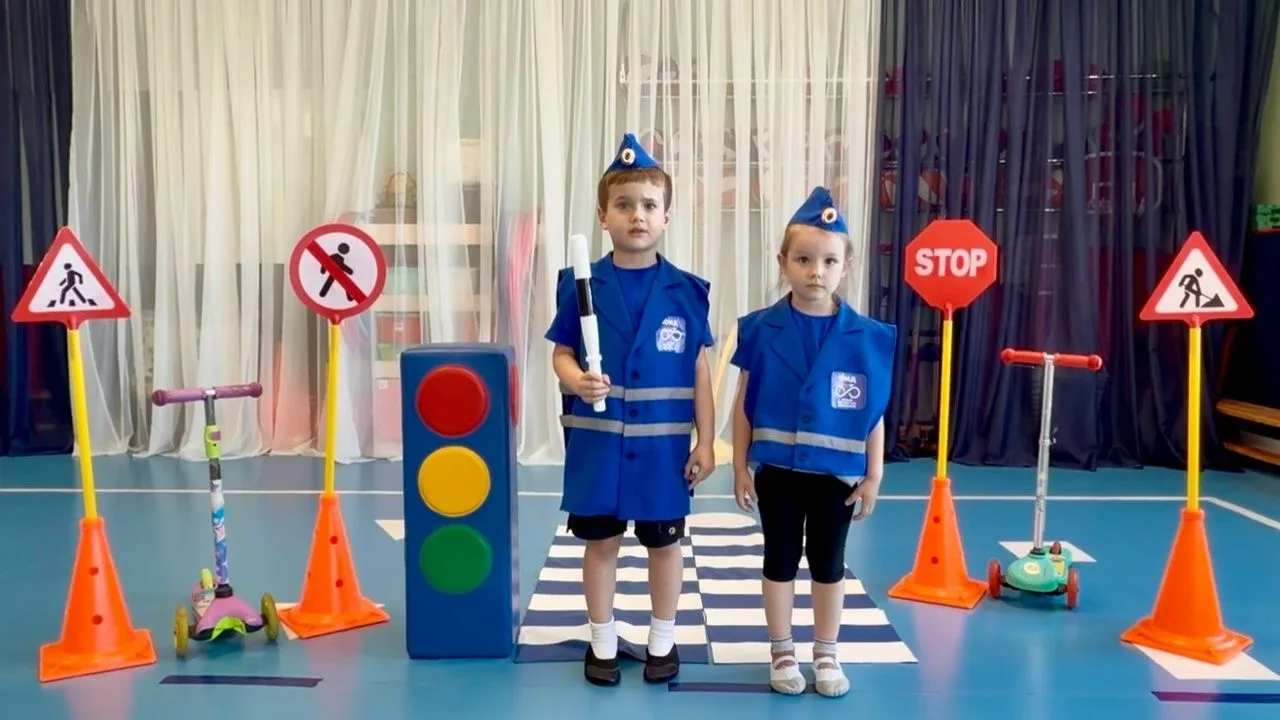 ❗️🚦Акция «Внимание, дети!» в самом разгаре! 🚦Ребята из групп «Бусинки» и «Росинки» с энтузиазмом п