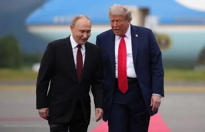 Владимир Путин по телефону поздравил Дональда Трампа с 80-летием.

Об этом сообщил помощник президен