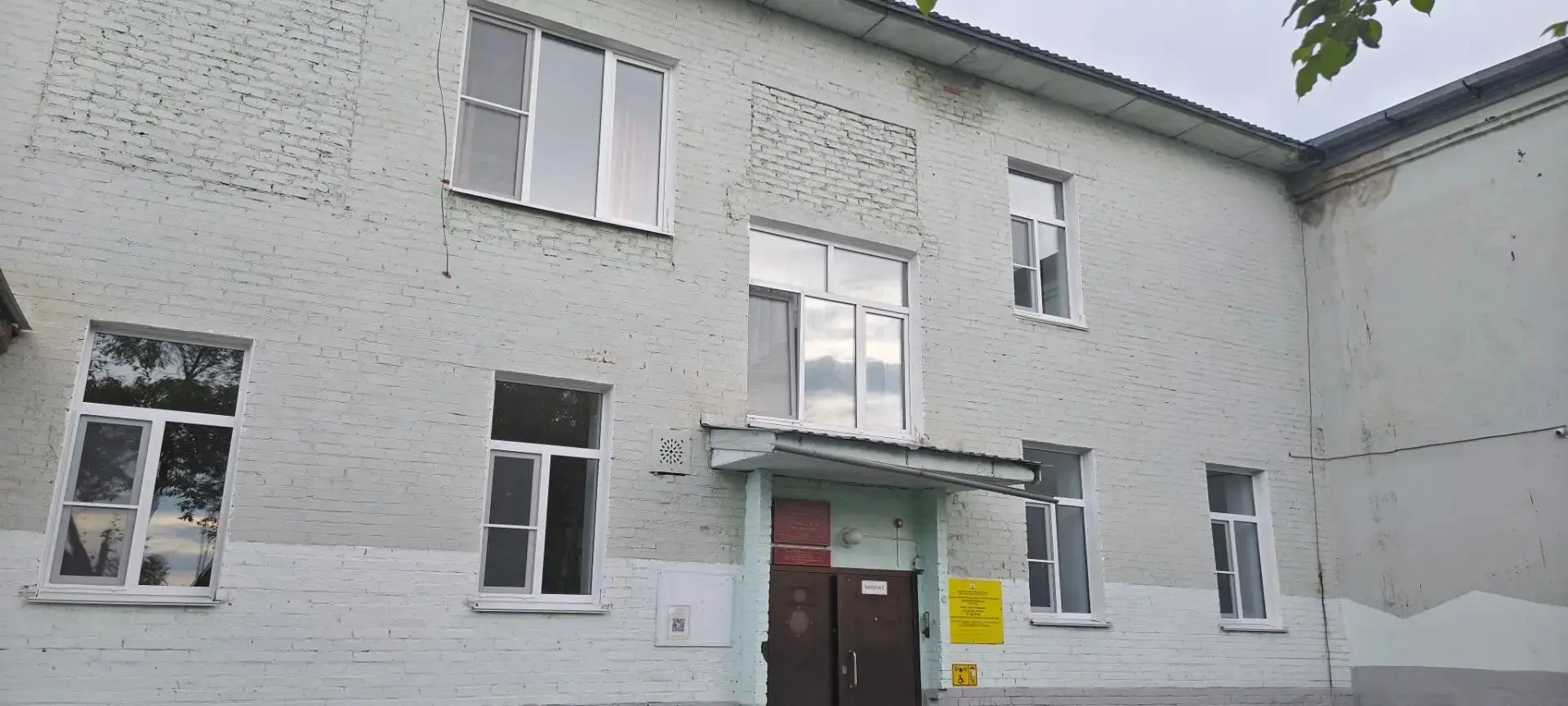 Готовим детсад к зиме с помощью депутата
 
Продолжаются работы, намеченные в дошкольных учреждениях 