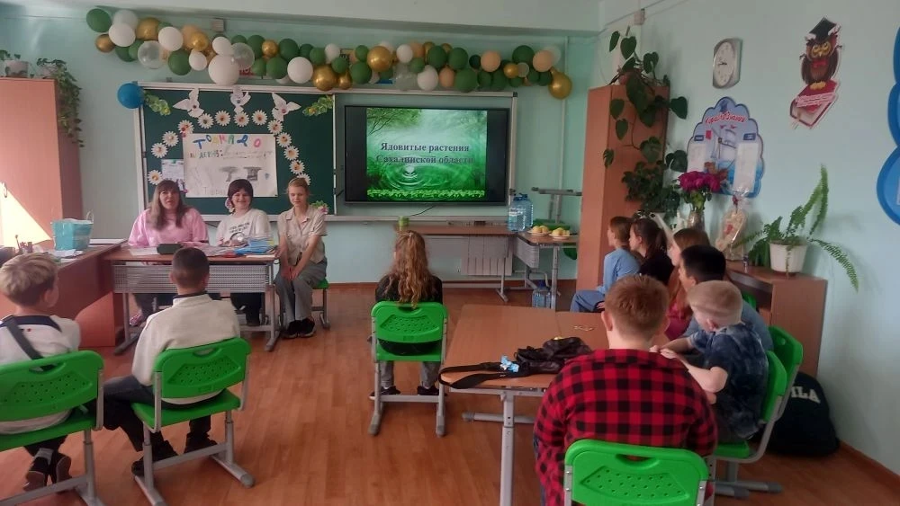 День спорта и знаний в нашем пришкольном лагере! ☀️
Сегодня в нашем пришкольном лагере начался с бод