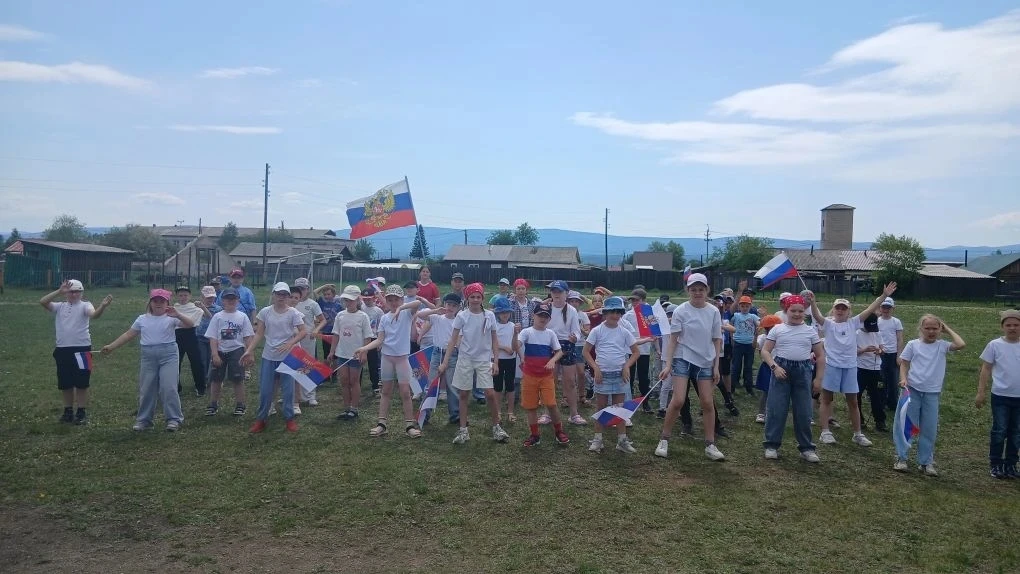 🌈  Детский летний лагерь "Радуга"
День 1⃣0⃣

🇷🇺Десятый день в детском летнем лагере "Радуга" был 
