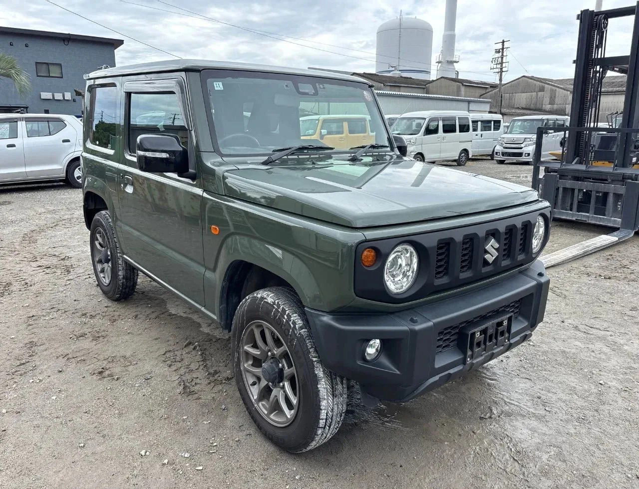 Suzuki jimny 2022 года 660 см³

В наличии в Японии!

С небольшими повреждениями.

900'000₽