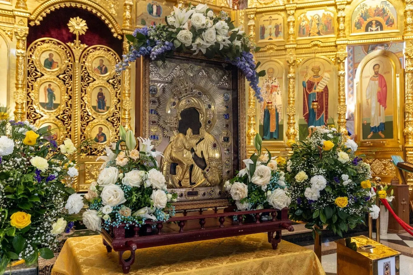 Важное событие для всей православной Югры. Впервые к нам доставили чудотворный образ Феодоровской ик