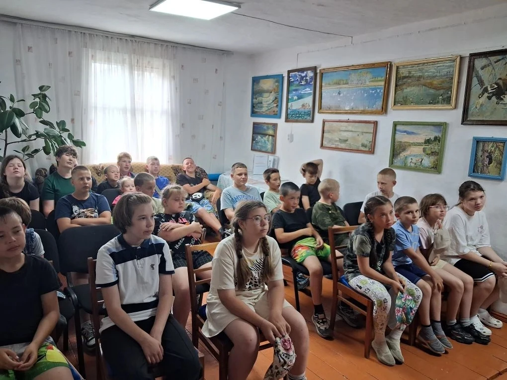💥Коневский краеведческий музей 💥

💫8 июня, наш музей провёл  увлекательный краеведческий урок к ю