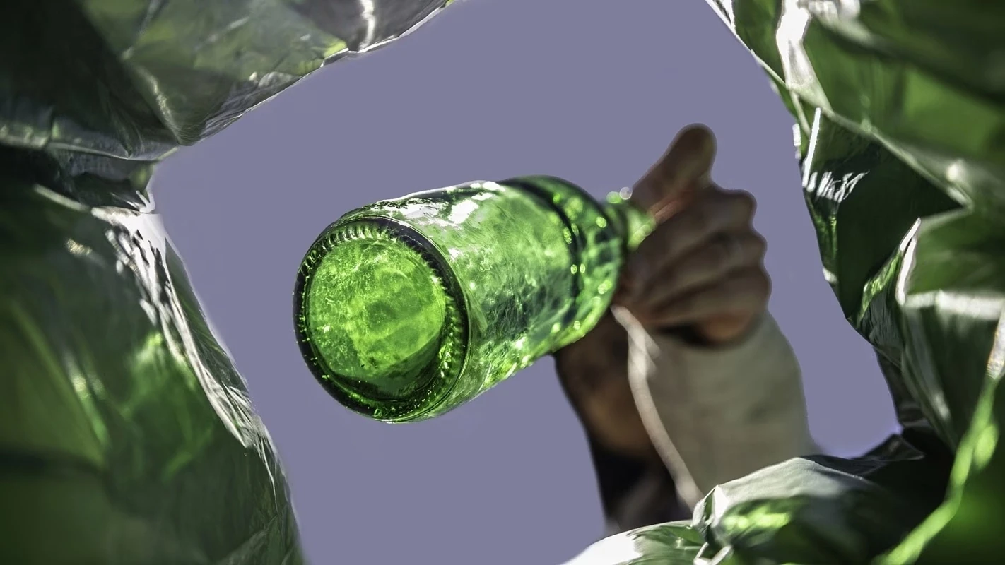 Стекло можно перерабатывать многократно без потери качества 🫙♻️ 

Этот вид вторсырья занимает перву