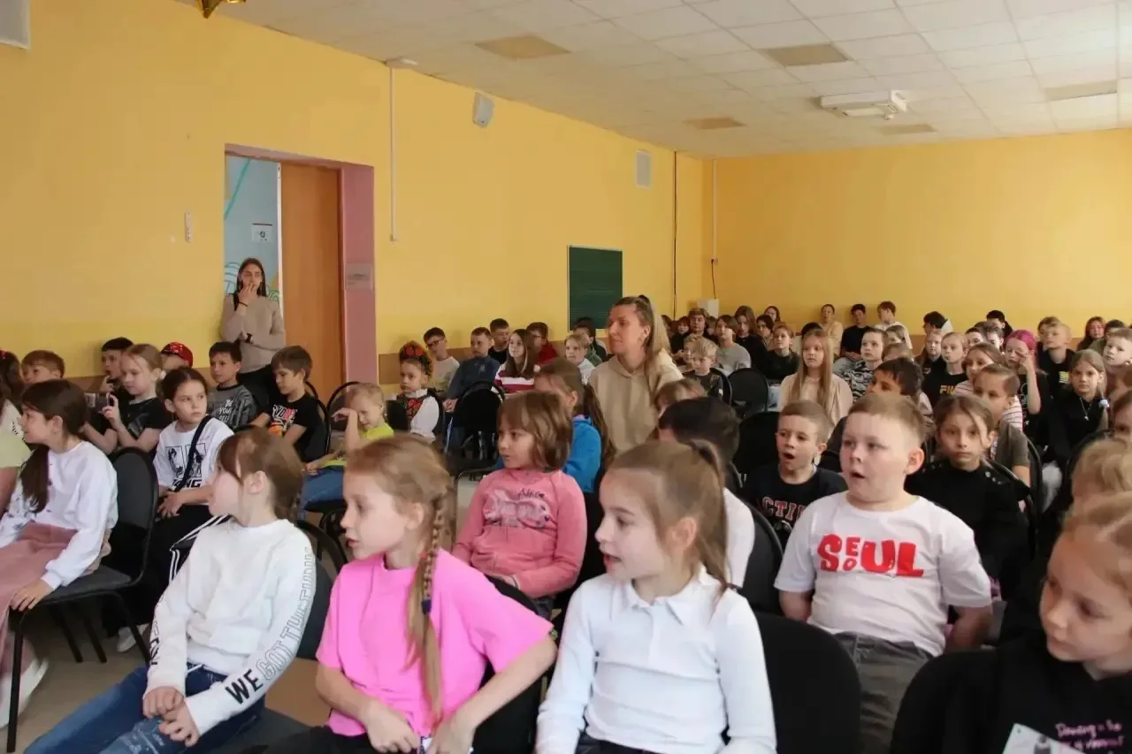 🔔 Друзья, у нас грандиозная новость!

Школьный лагерь "Искатели приключений" открылся, и это значит