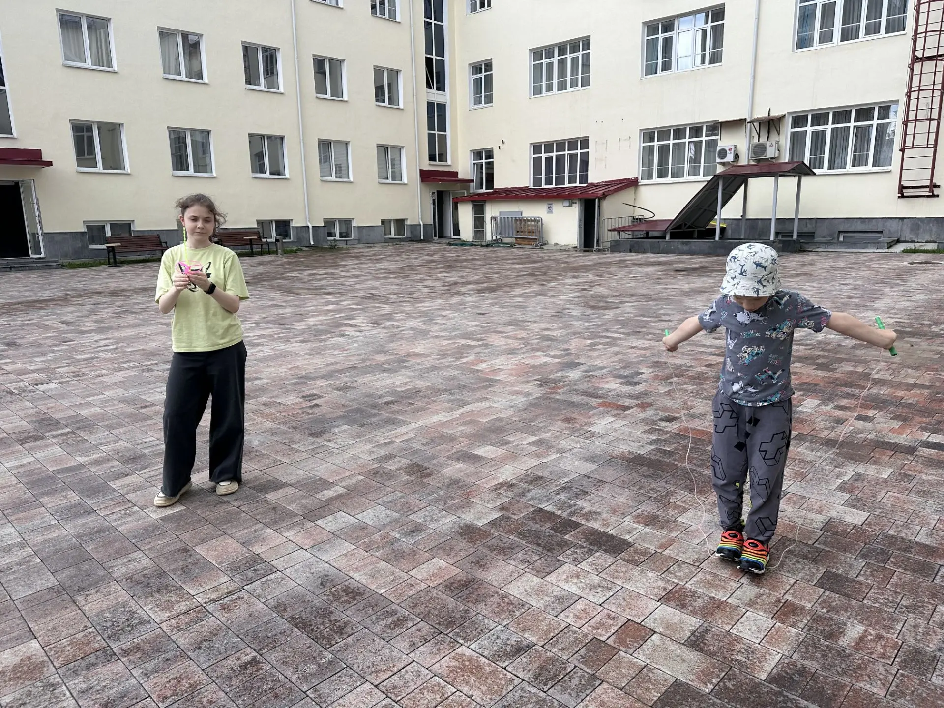 #Летняя_школа_2026 #3_неделя #2_день #2_половина_дня
Всем привет из нашей творческой мастерской! ✨
Н