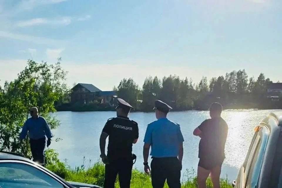❗️Страшная трагедия.
17 июня 2026 года двое детей утонули в Сургуте. Девочки восьми и одиннадцати ле