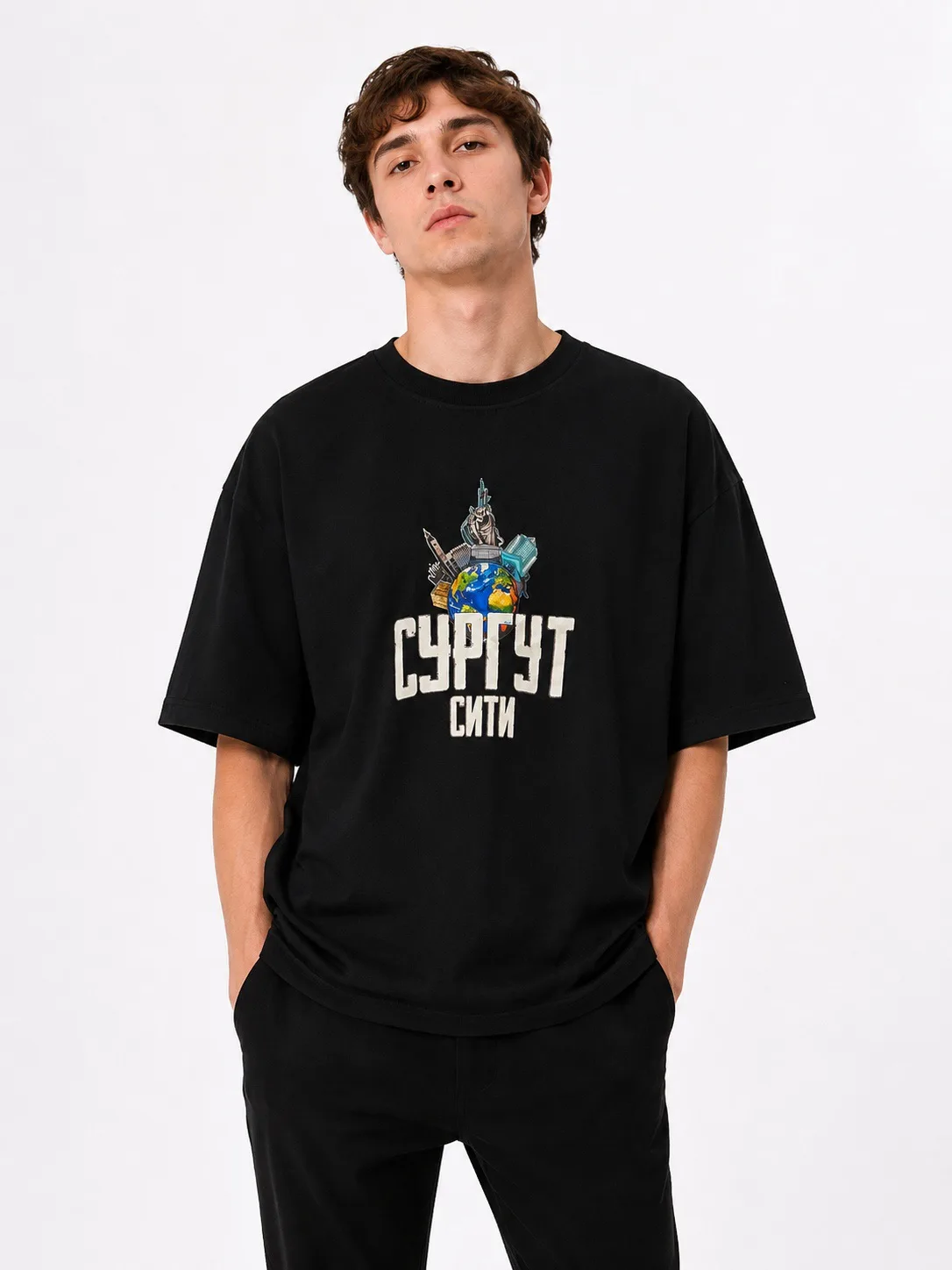 Футболка Сургут Сити 
Цвет: белый, розовый, черный
Размер: S/M, M/L, L/XL
Цена: 4000

Находимся по а