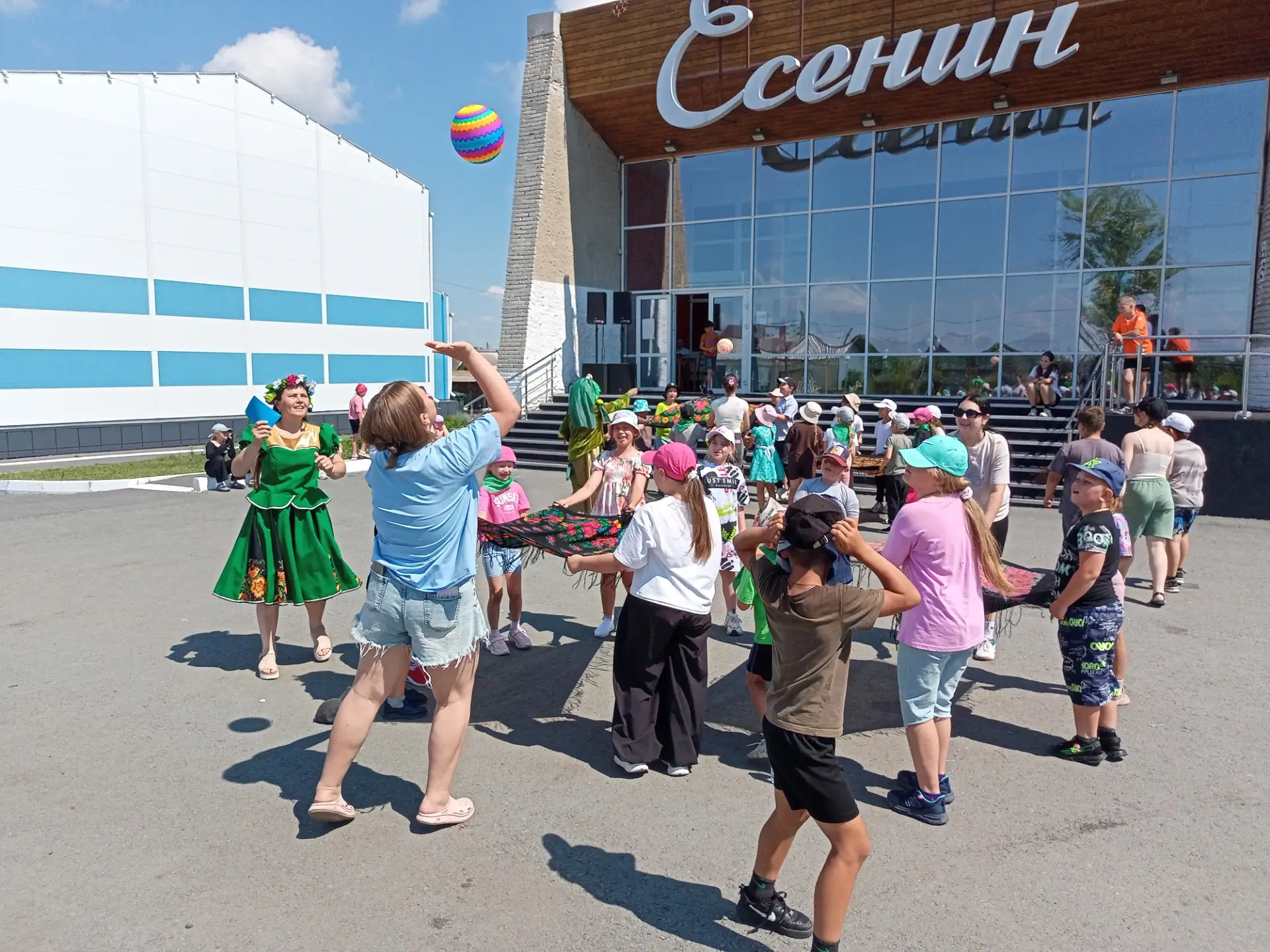 ☀Я в моменте - ЛЕТА!

👫18 июня Частоозерская центральная библиотека для детей оздоровительного лаге