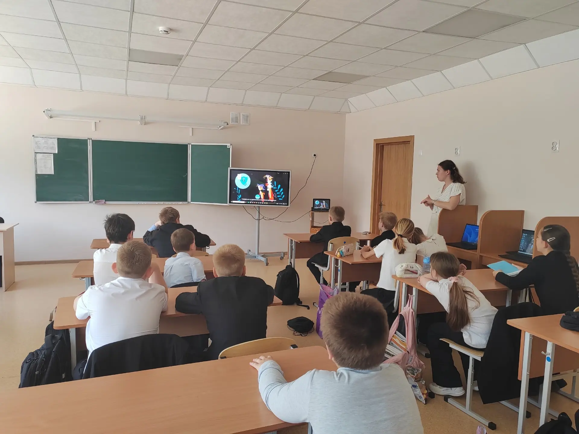 🤳 Урок «Цифровой ликбез»: как распознать подозрительный звонок?

Сегодня провели познавательный уро