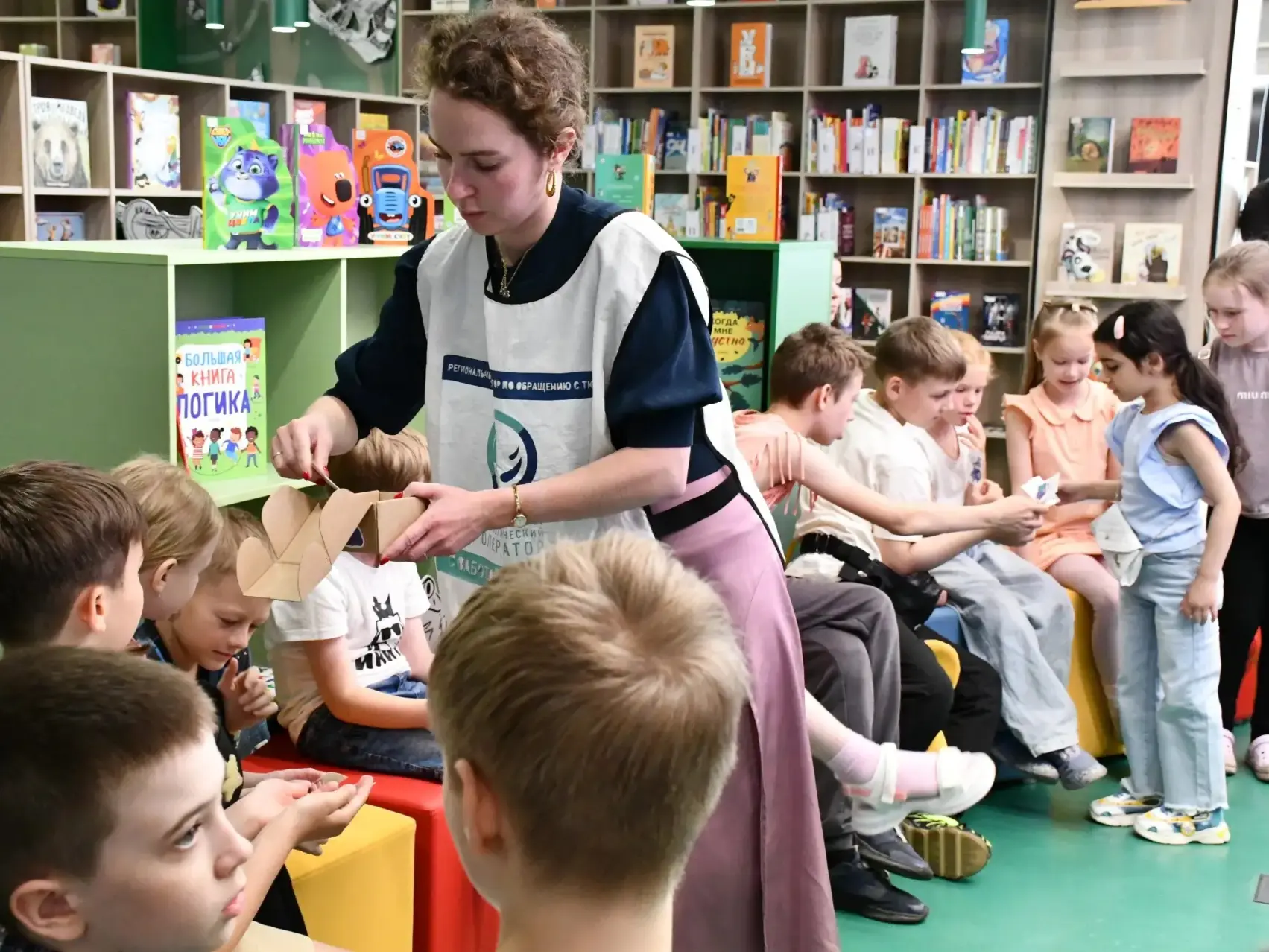 Экоурок в «Притяжении»: о лесе — в окружении леса

В библиотечно-культурном центре «Притяжение» прош