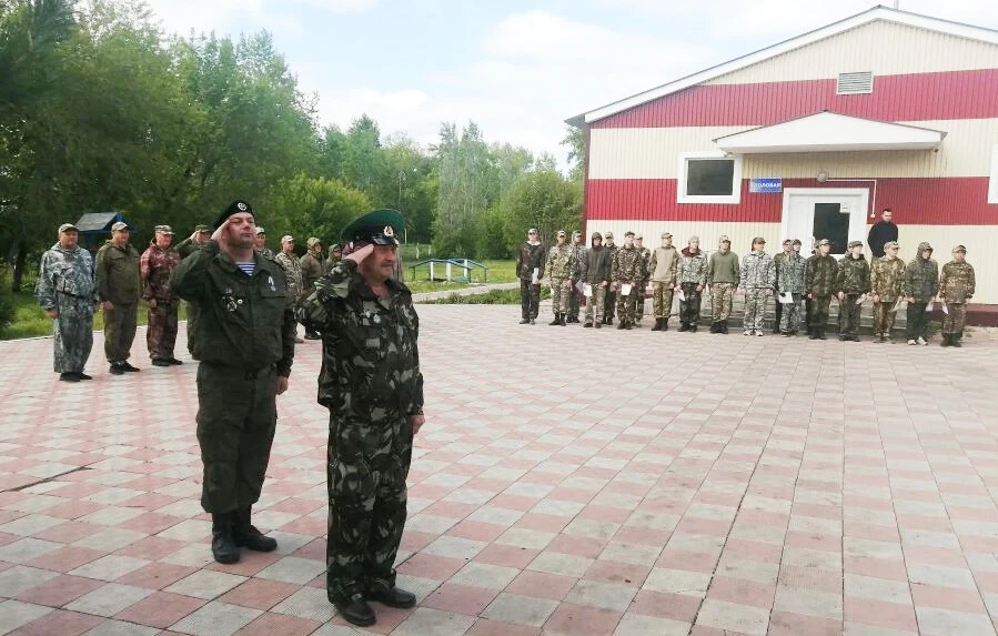 Учебные сборы «десятых»

На базе детского оздоровительного лагеря «Светлячок» после насыщенной пятид