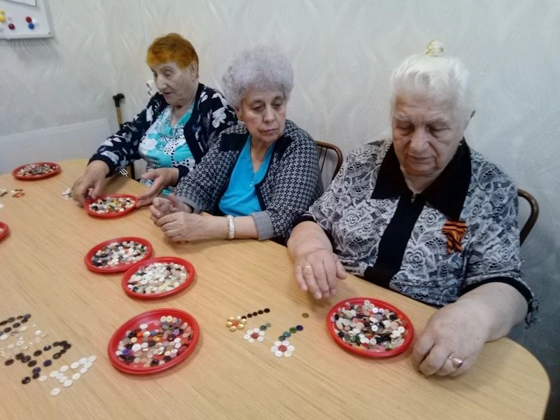 В отделении дневного пребывания МБУ «КЦСОН» ТГО, под чутким руководством специалиста по комплексной 