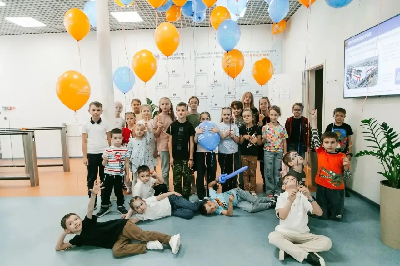 УРА, ЛЕТО: ДЕТСКИЙ ДЕНЬ В АО «РУСГИДРО ОЦО»

5 июня офис АО «РусГидро ОЦО» в Нижнем Новгороде гостеп