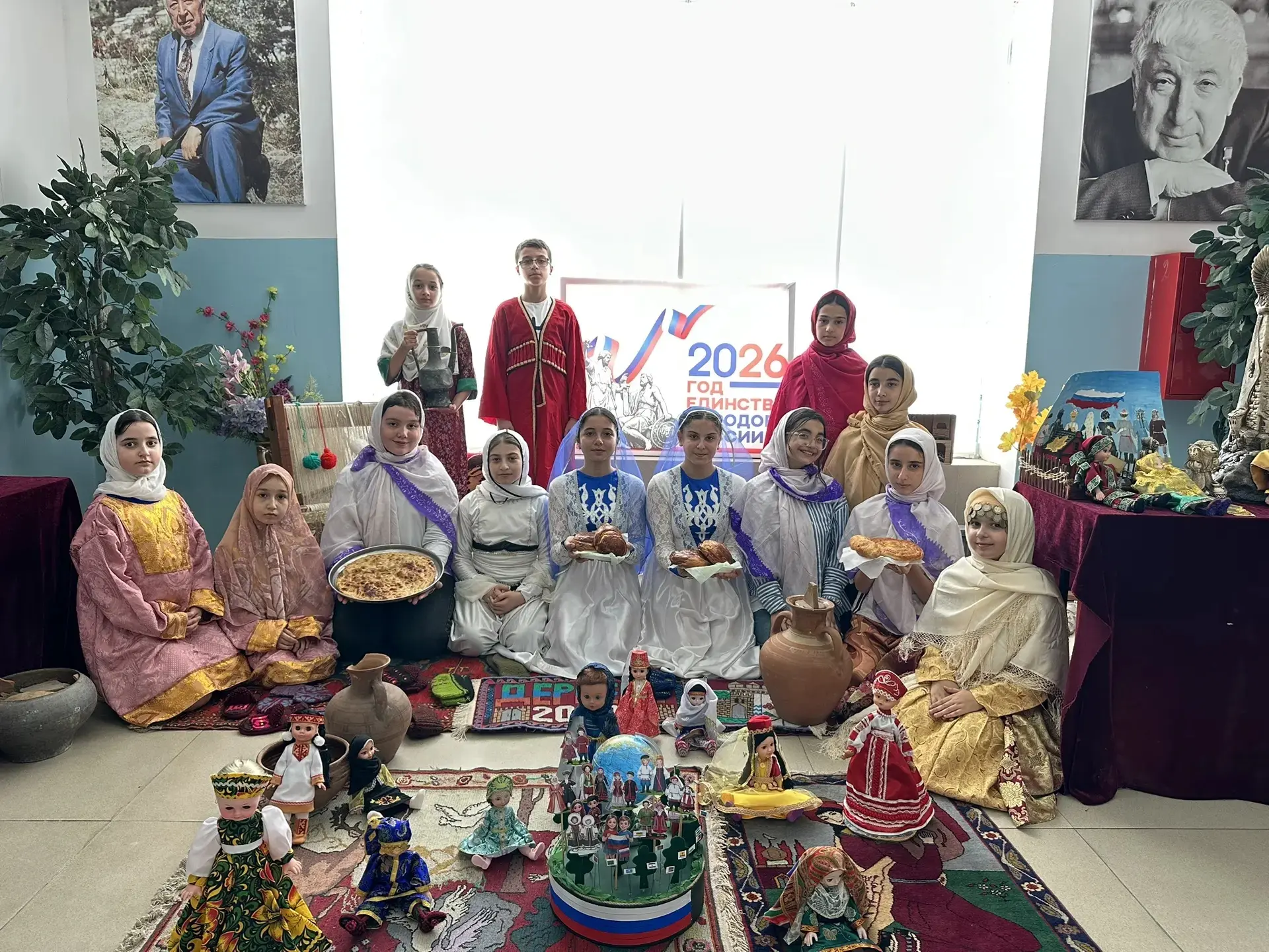 🎉✨ В нашем пришкольном лагере «Чайка»прошёл невероятный Фестиваль народов России! ✨
Ребята не прост