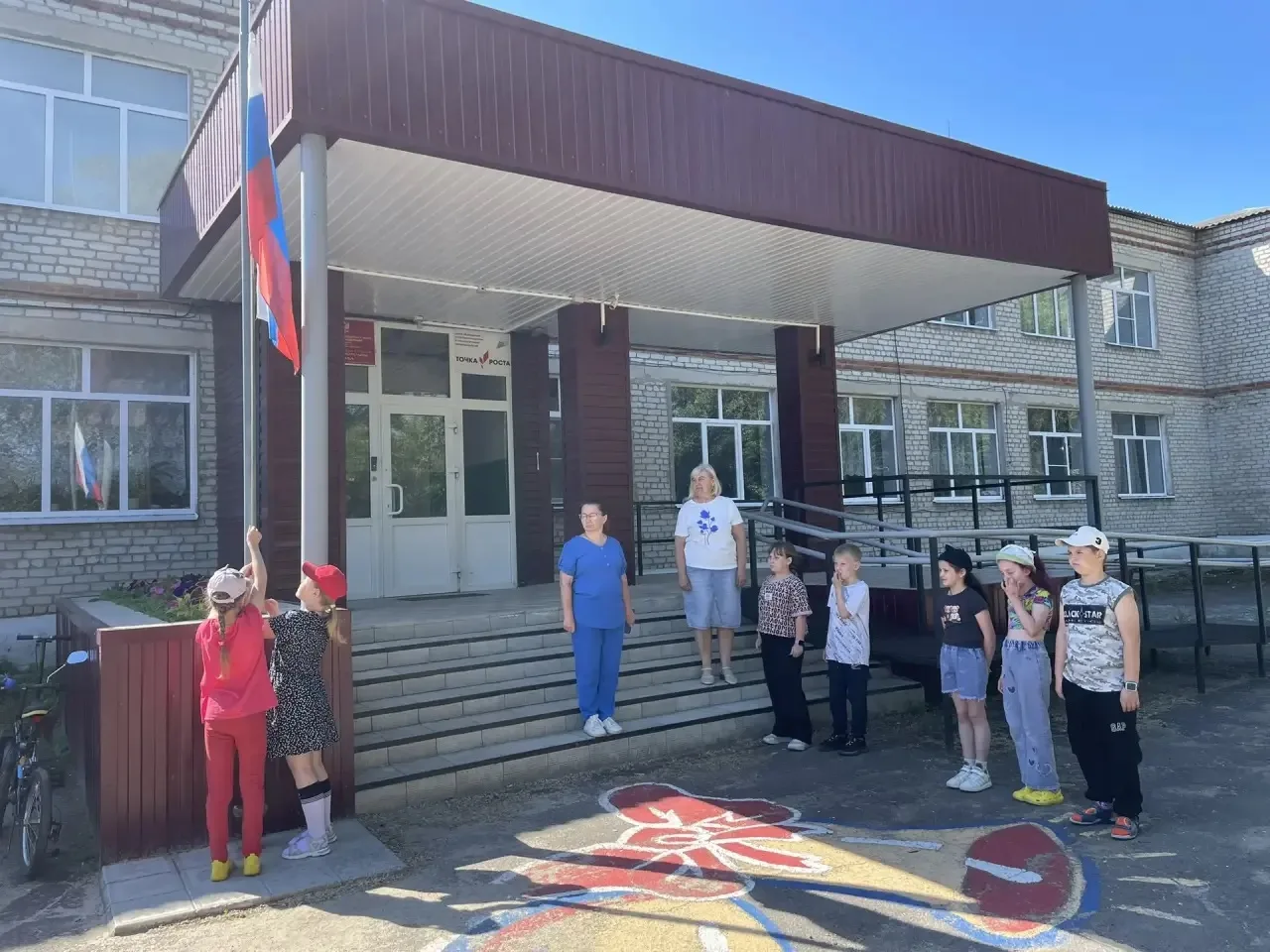 🦅 ТРЕТИЙ ДЕНЬ В ПРИШКОЛЬНОМ ЛАГЕРЕ «Солнышко» 🌞

Третий день смены «Орлята России» получился по‑на