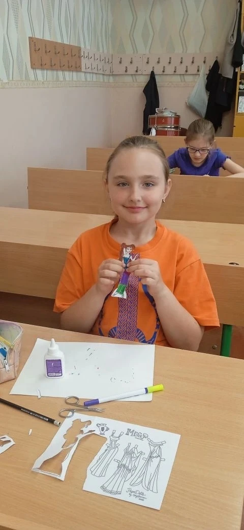 #солнышко 
#пришкольные_площадки
На занятиях кружков ребята сегодня изучали "Греческие танцы". Просм