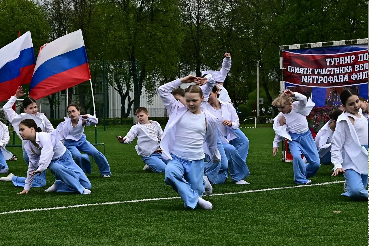 Кубок Победы - 2026
===================================
Разлилась, разбрасывая камушки речка ... для