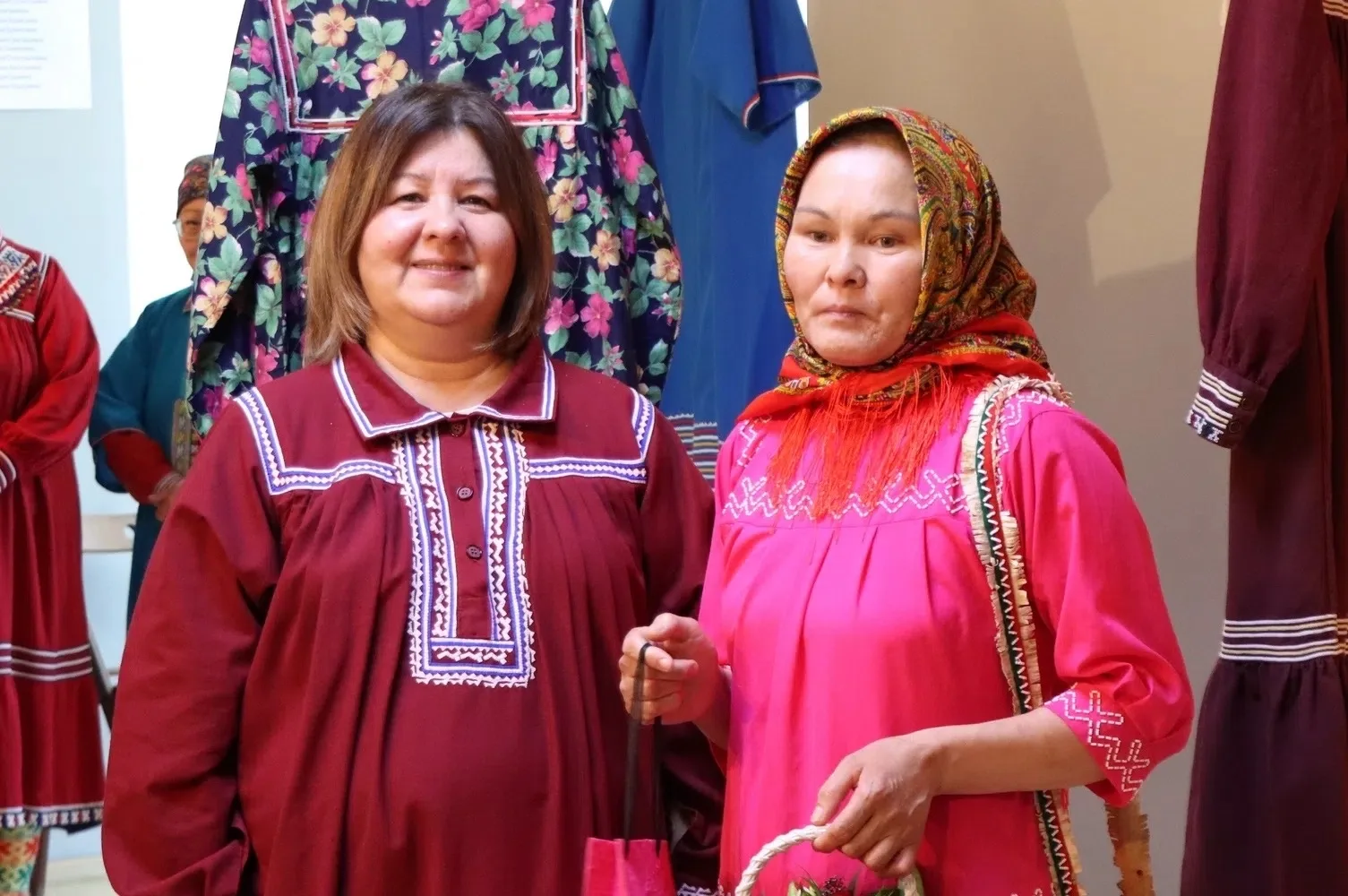 Душа и нити Югры: как прошло открытие выставки «Югра в локусе» 

✨На днях в Ханты-Мансийске состояло