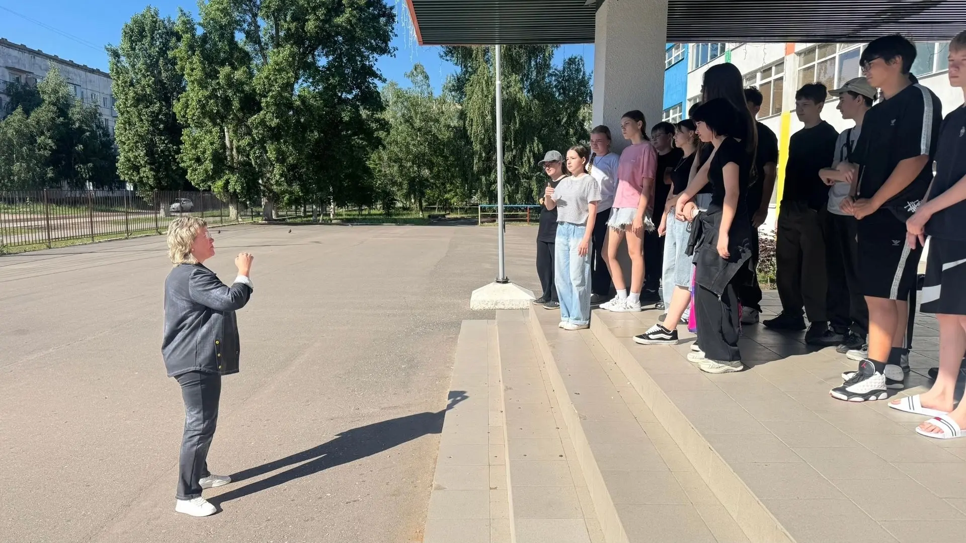 В школе № 3 в рамках Единого дня профилактики провели акцию «Каникулы с Общественным советом». Со ст