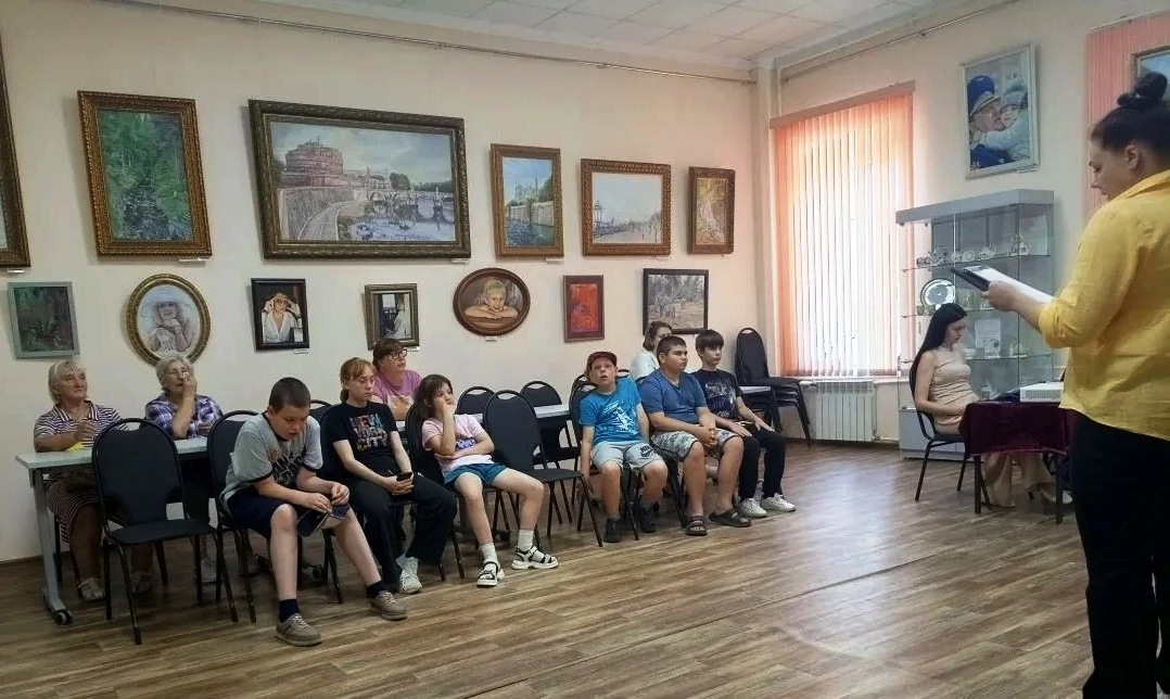 👆В преддверии главного государственного праздника, Дня России,🇷🇺 в Пронском музее прошла особенна