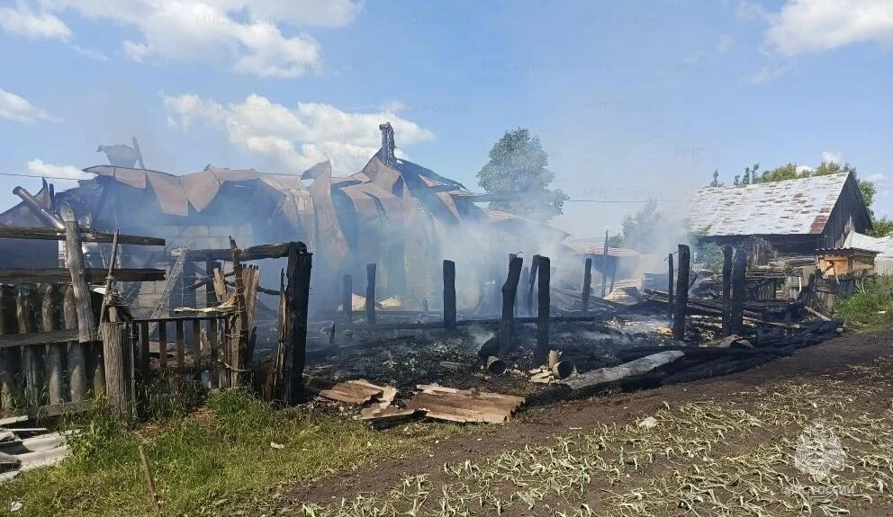 За сутки в Чувашии ликвидировали 3 пожара

8 июня в селе Рындино Порецкого округа огонь уничтожил ча