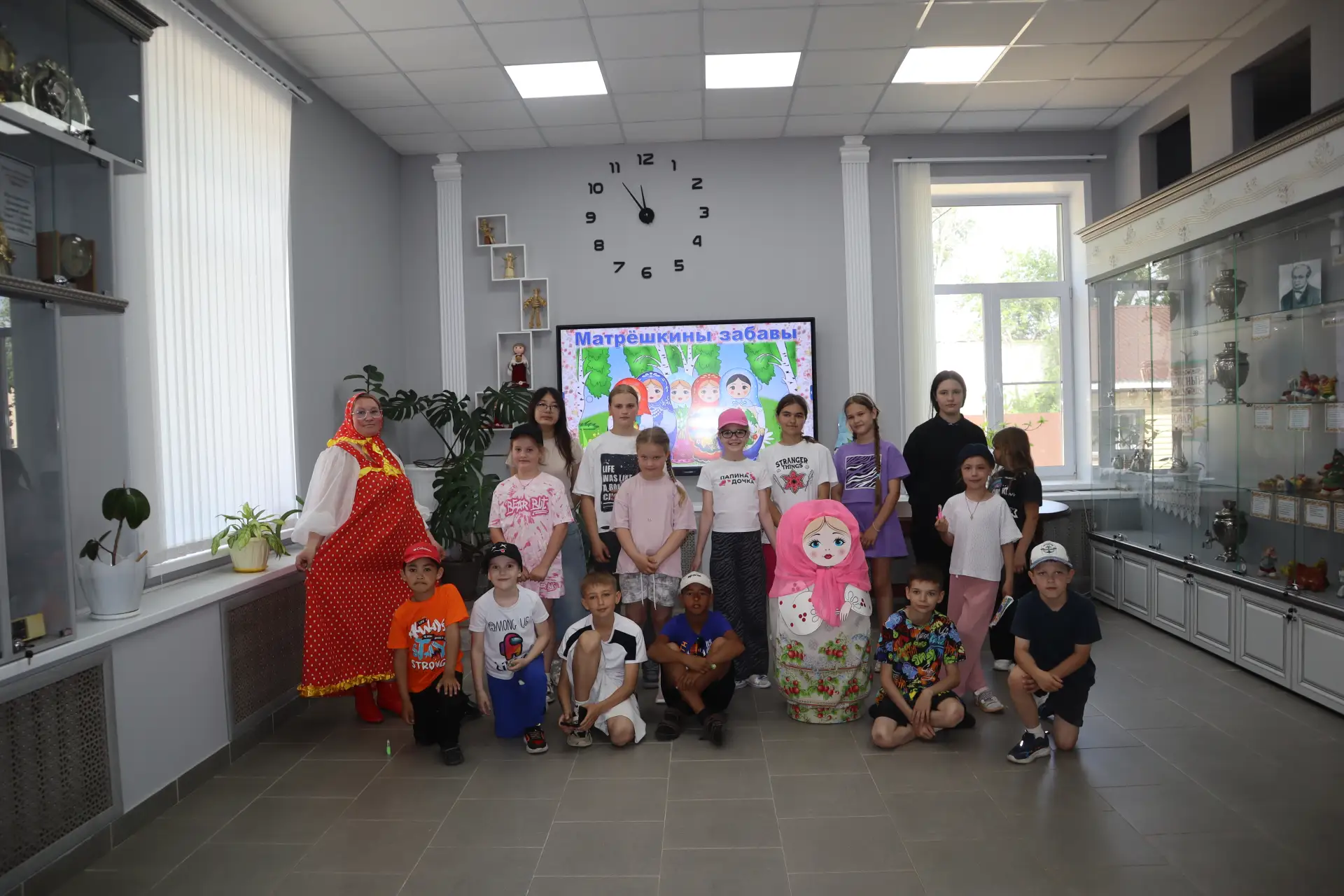 Фольклорно-игровая программа «Матрёшкины забавы»
🪆Матрёшка – это не просто игрушка, а настоящий сим