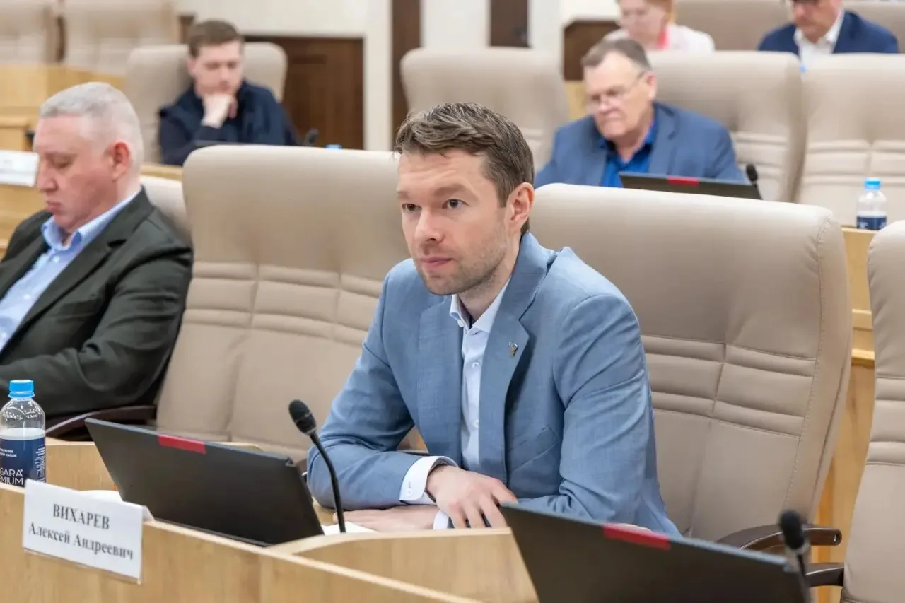 ❗ Продолжаем работать над бюджетом Екатеринбурга за 2026 год. На Думе приняли важные корректировки.
