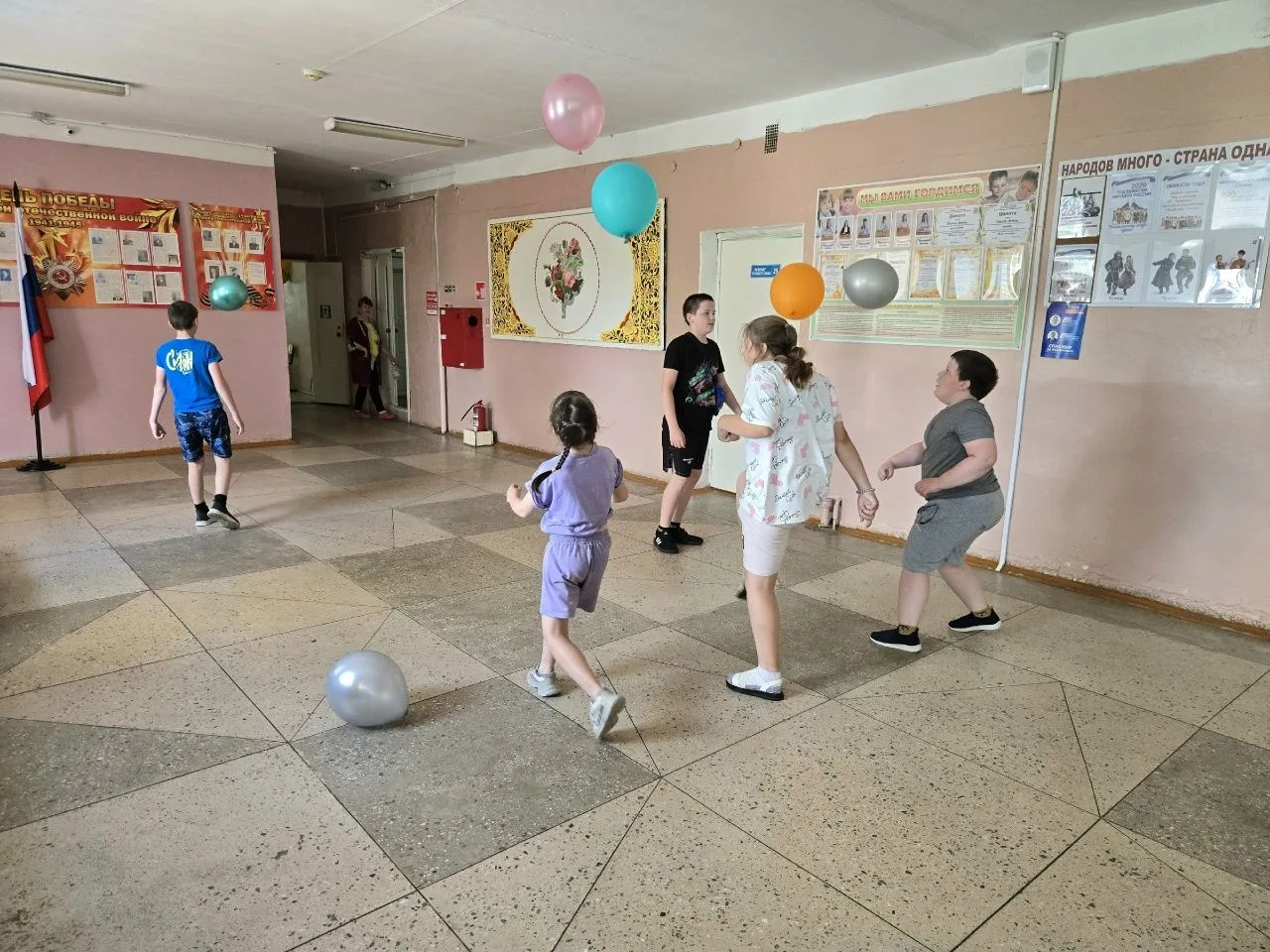 День шестой - День Робинзона
Сегодня в нашем пришкольном лагере был необычный день, а настоящий вызо