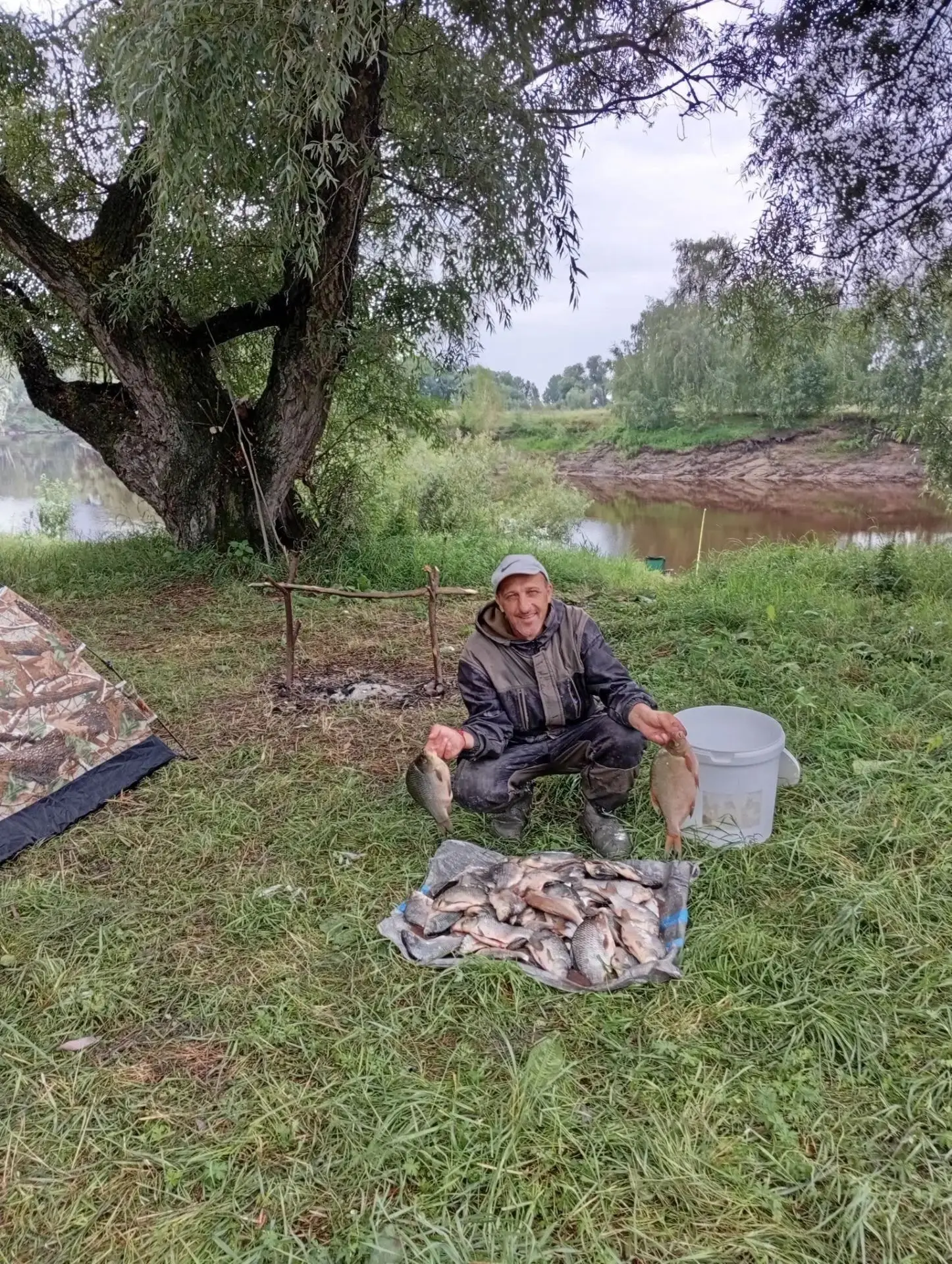 🐟 Рыбный гид от омичей: откуда увозят до 50 кг улова

Жители региона хвастаются внушительными объем