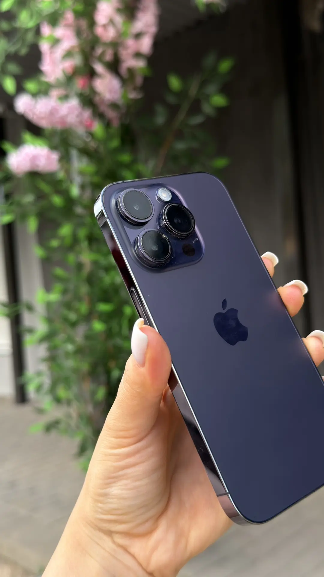 iPhone 14 Pro | 128gb | Deep Purple 
Состояние аккумулятора: 81%

Хорошее внешнее состояние / Коробк