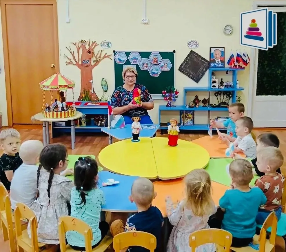 Любовь к Родине начинается с малого: с любви к своей семье, к своему дому и, конечно, к родному детс