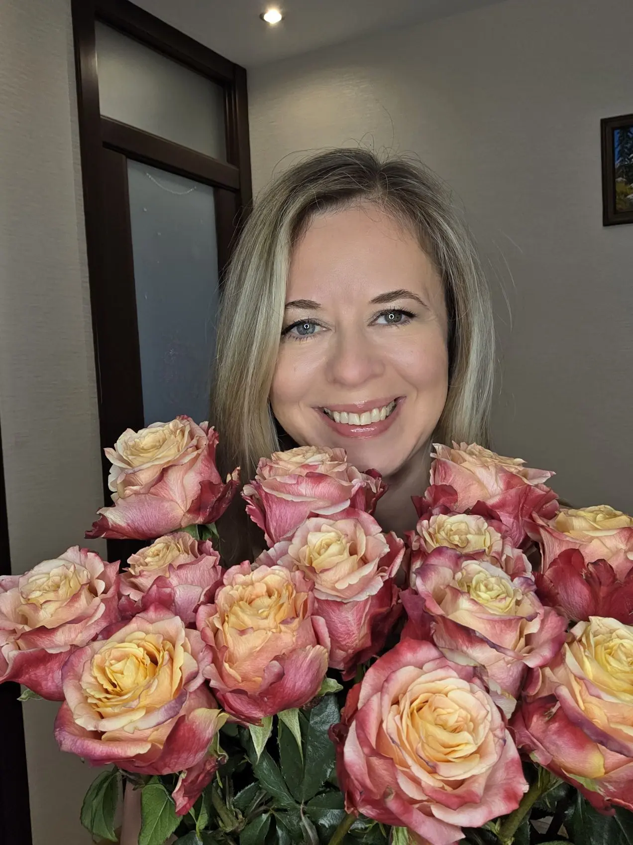 Сегодня мне .... только 47 лет😂😍
⠀
Меня эта цифра не пугает, не смущает, не коробит и вообще никак