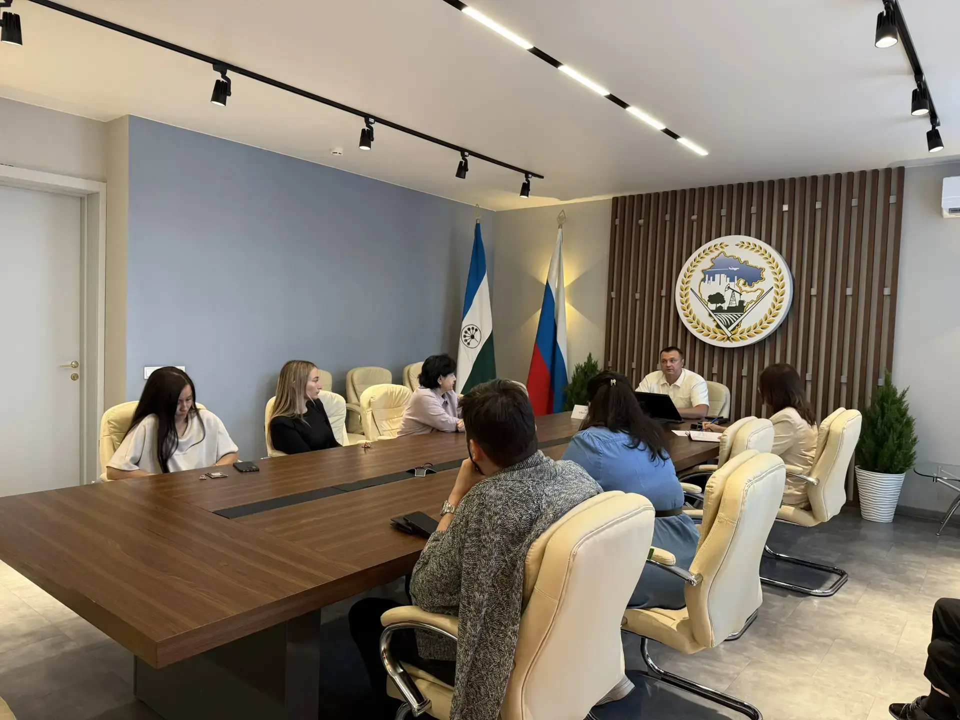 Сотрудники Минземимущества РБ приняли участие в профилактической беседе по противодействию мошенниче