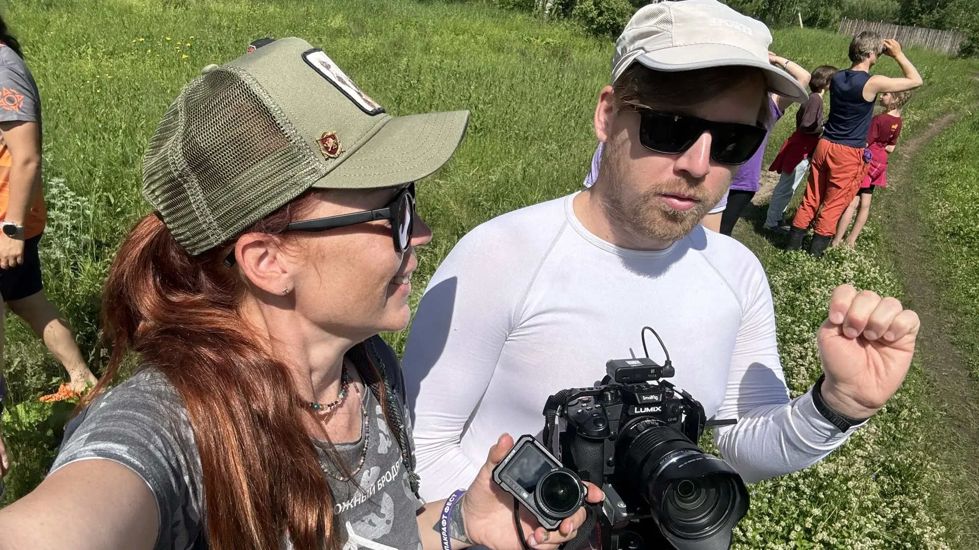 Вчера снимали фильмы. Я свой, а Глазами Туриста свою передачу «За порогом» ))
