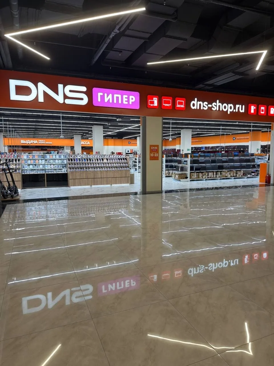 🛍Случайно оказалась в новом торговом центре «Мира» на Третьей Рабочей, и он мне очень понравился (х