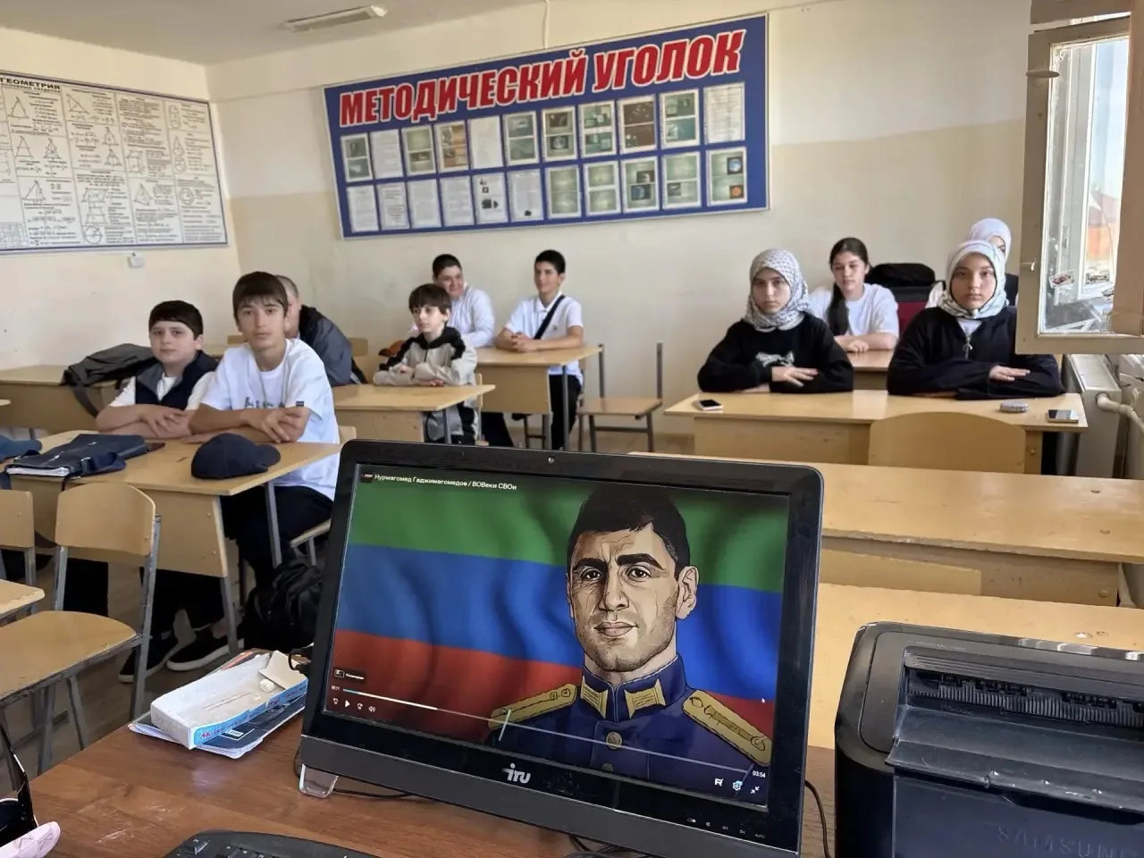 Ожившая история: в нашей школе прошел показ проекта «Живой карандаш»

Как рассказать о подвигах геро