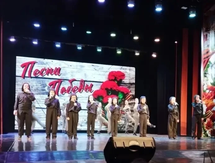 8 мая в Городском дворце культуры прошел праздничный концерт посвященный Дню Победы. В мероприятии п