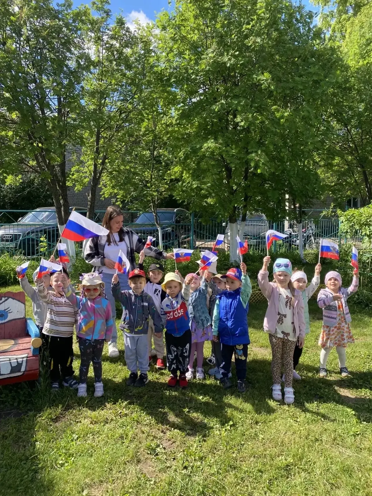 10 июня в нашем детском саду прошел квест "В поисках символа России", посвящённый Дню рождения нашей