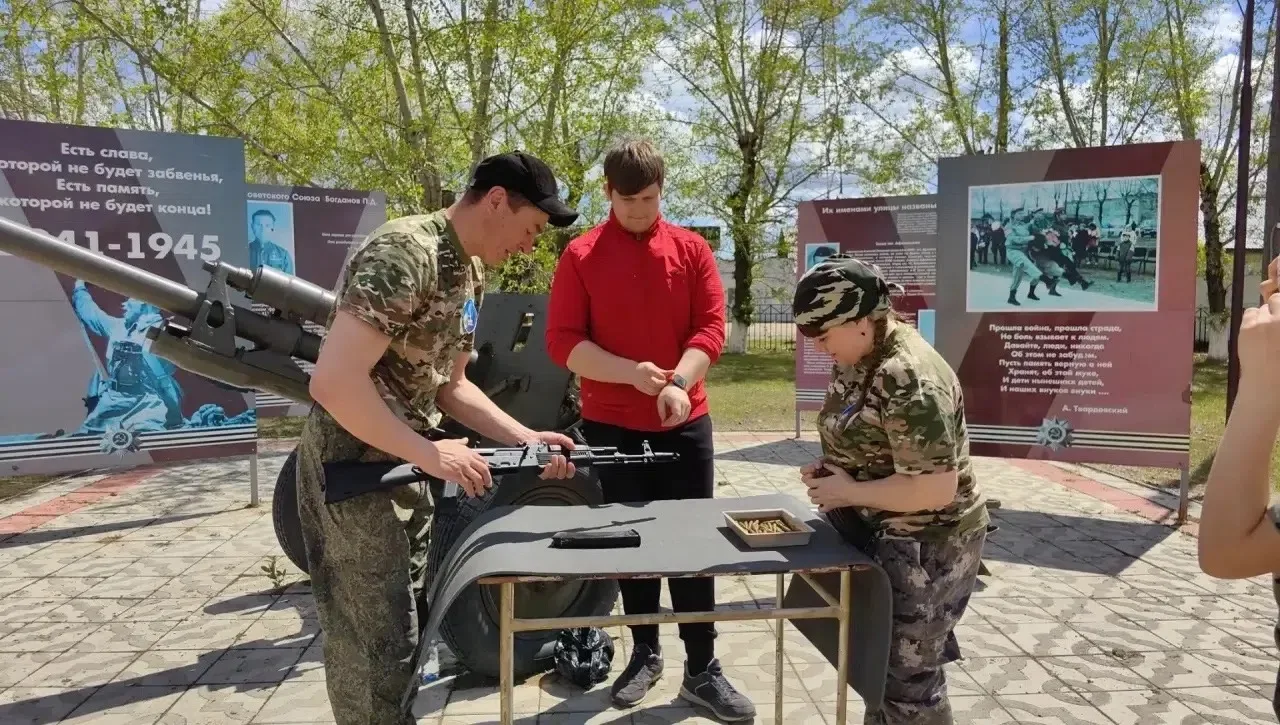 Семейная Зарница объединяет семьи!

🤝19 июня  девять замечательных семей Улетовского округа и ЗАТО 
