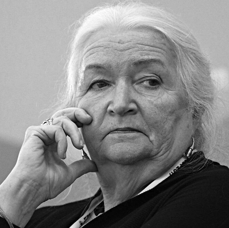 Нужно к себе прислушиваться. Иногда стоит бросить дела, погулять, не ждать, пока мозг скажет: «Приве
